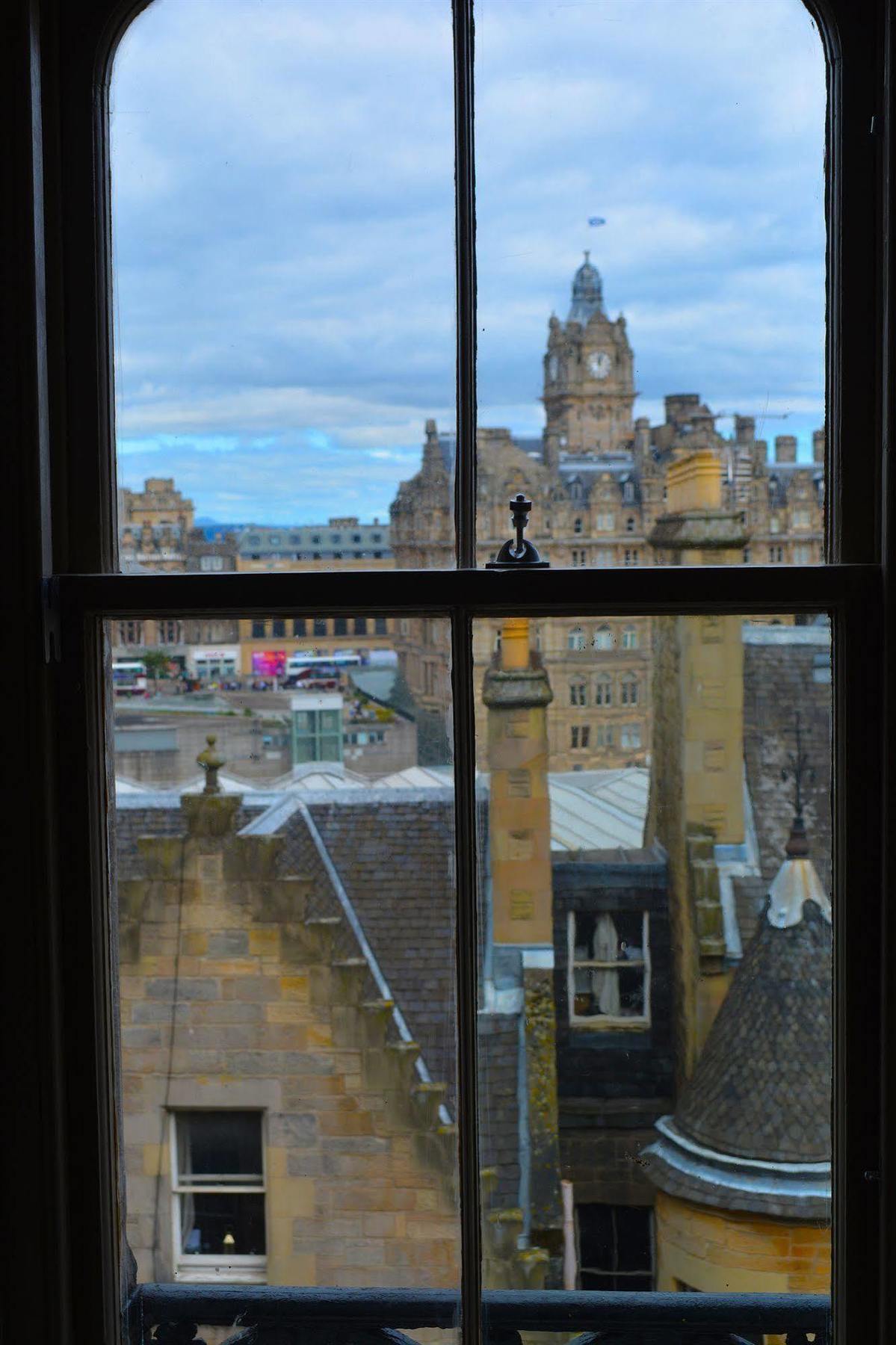 The Inn Place Edinburgh Exterior photo